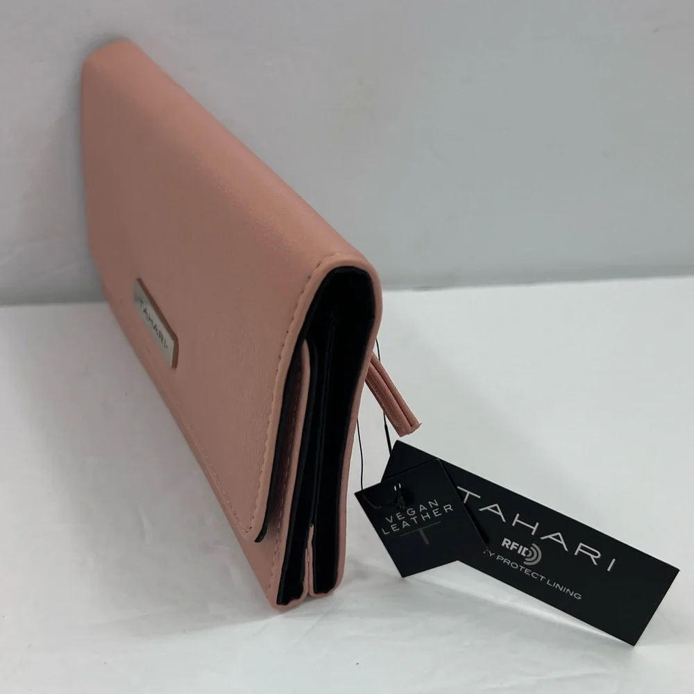⭐️TAHARI💯WOMENS BLUSH COLOR, WALLET, CLUTCH STYLE VEGAN LEATHER, RFID PROTECTED